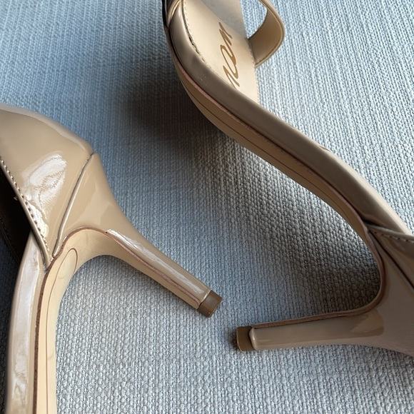 Sam Edelman PATTI ANKLE STRAP SANDAL - size 8 - Soft Beige Patent - Picture 13 of 16